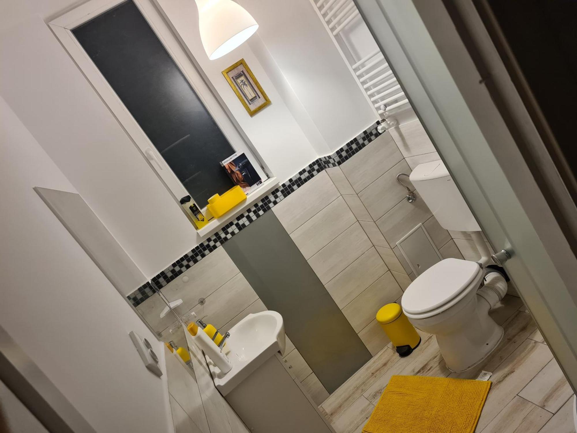 Luxury Apartments Mall Area Bacau Exterior photo